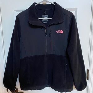 EUC The North Face Women’s Denali Fleece Jacket Pink and Black - Size M